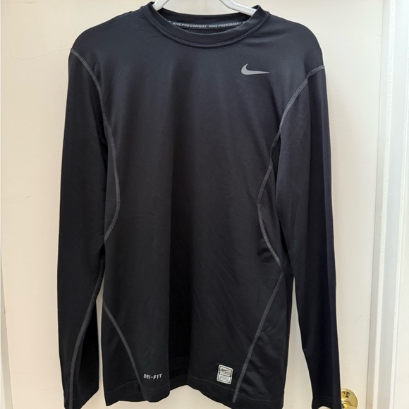 Nike dri-fit long sleeve - Picture 1 of 3